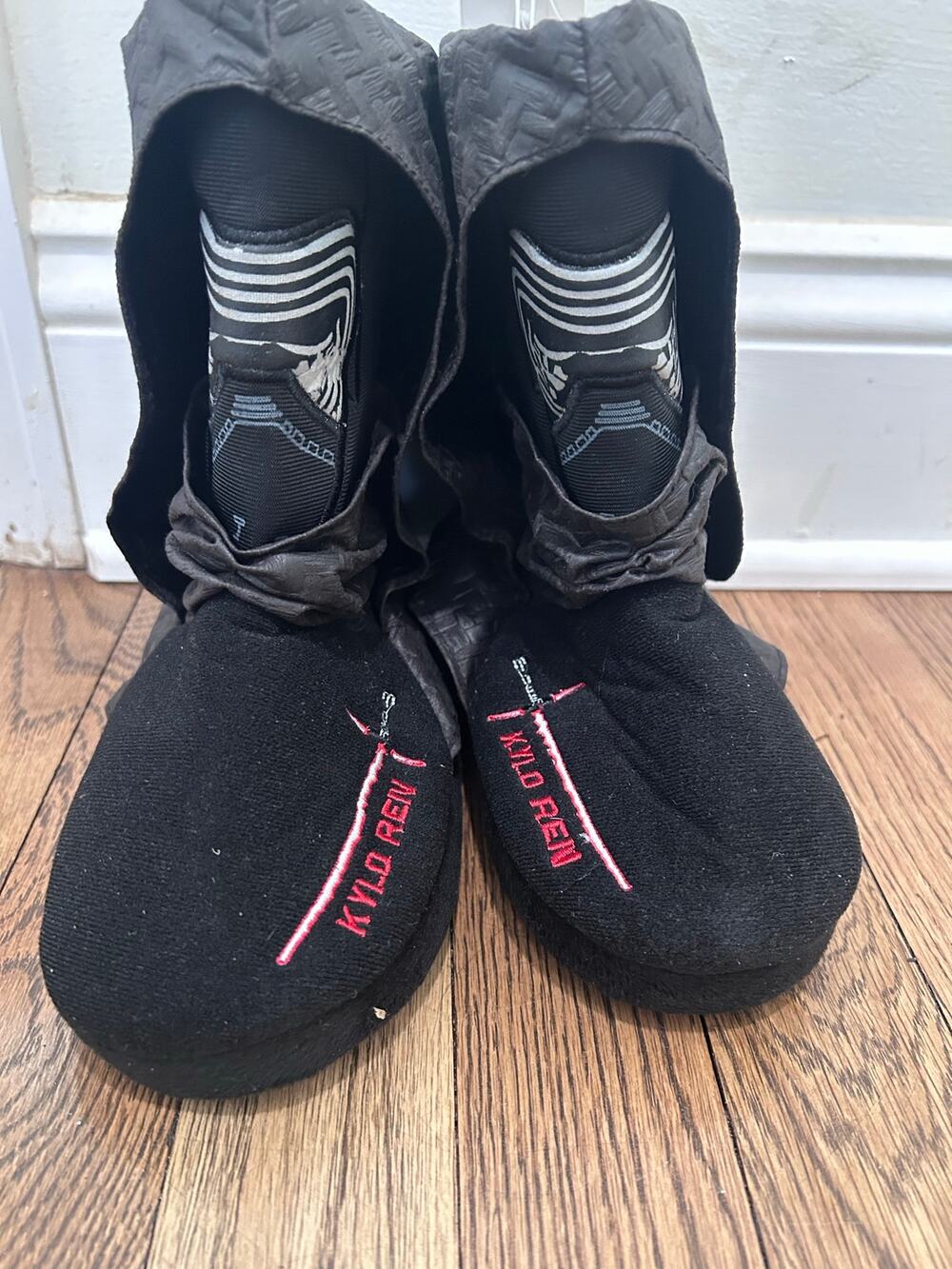 NWT Star Wars Kylo Ren Kids Slipper Boots Sz 11/12 Black Costume House Shoes